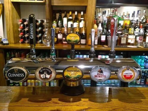 ホテル The Helyar Arms ヨービル エクステリア 写真